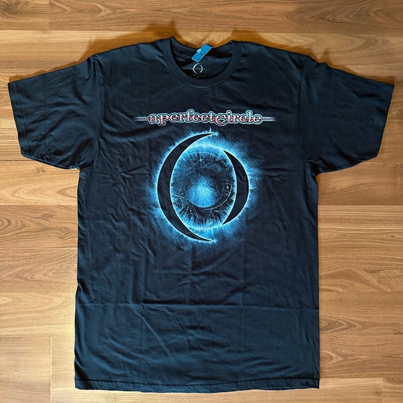 A Perfect Circle L Graphic T-Shirt - Picture 2 of 7